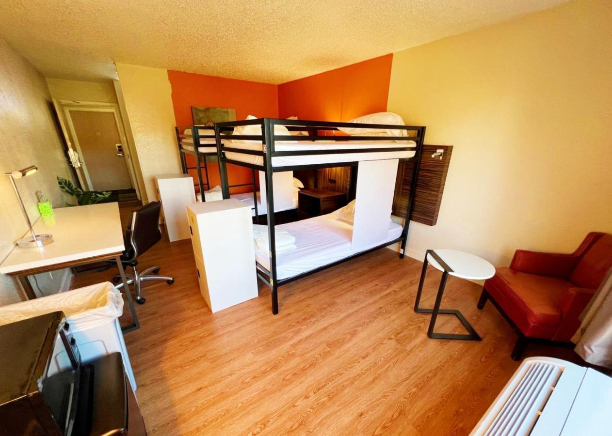 Bposhtels Charlotteホステル エクステリア 写真