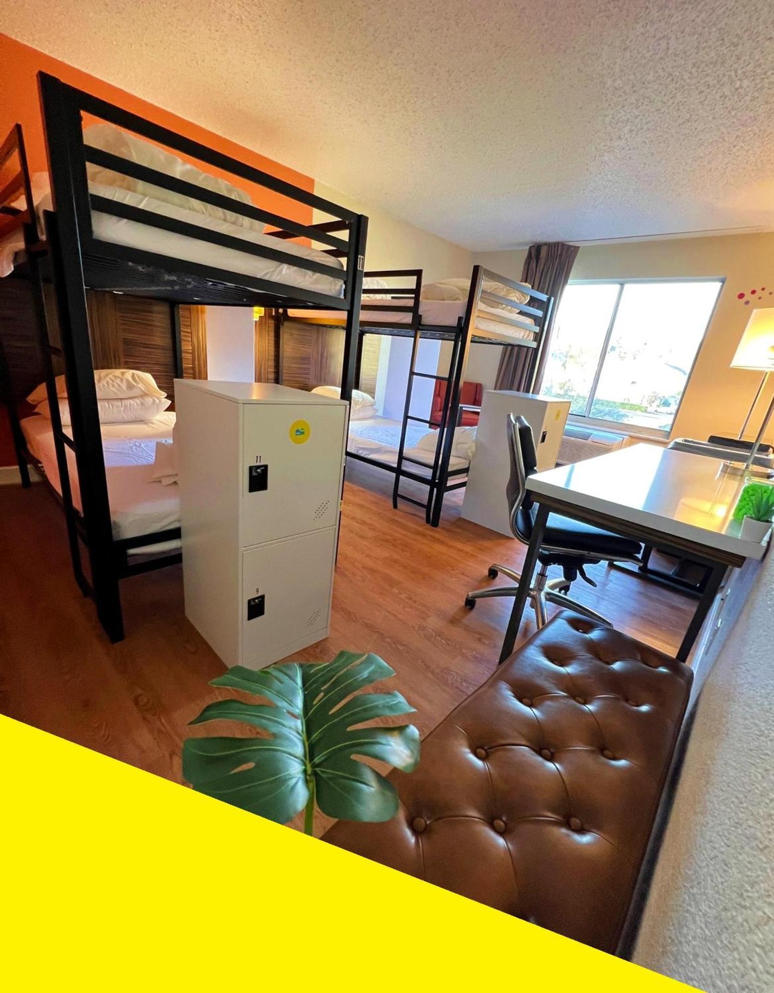Bposhtels Charlotteホステル エクステリア 写真